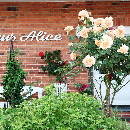 Pension Alice Busum Bagian luar foto