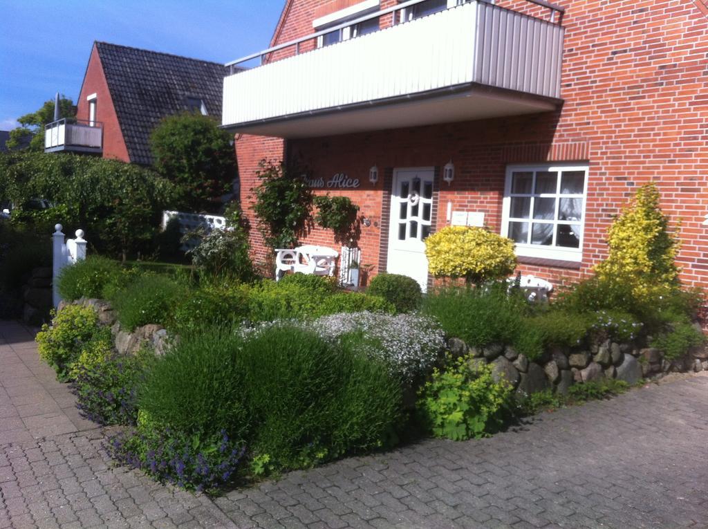Pension Alice Busum Bagian luar foto