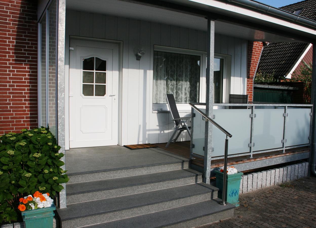 Pension Alice Busum Bagian luar foto